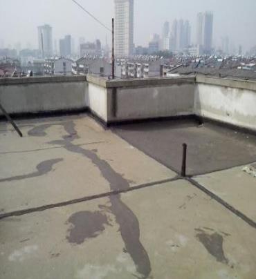 故城漏水维修 楼顶漏水是什么原因，楼顶漏水维修方法是什么?
